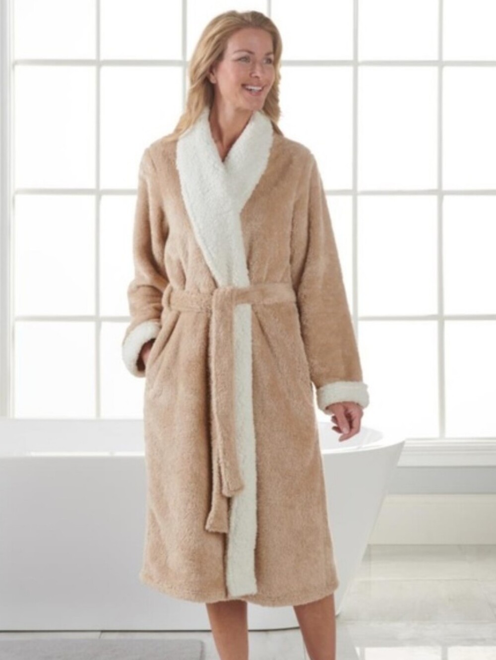 Hammacher Schlemmer Wheat Plush Bathrobe Size S/M